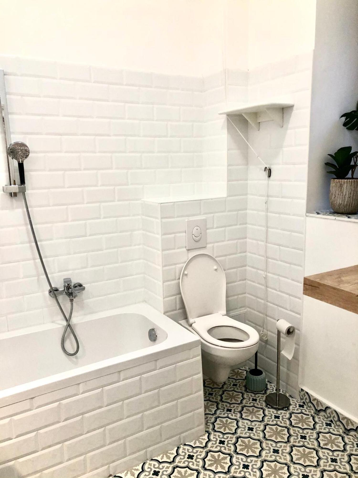 Szentkiralyi Art Studio Apartment บูดาเปสต์ ภายนอก รูปภาพ